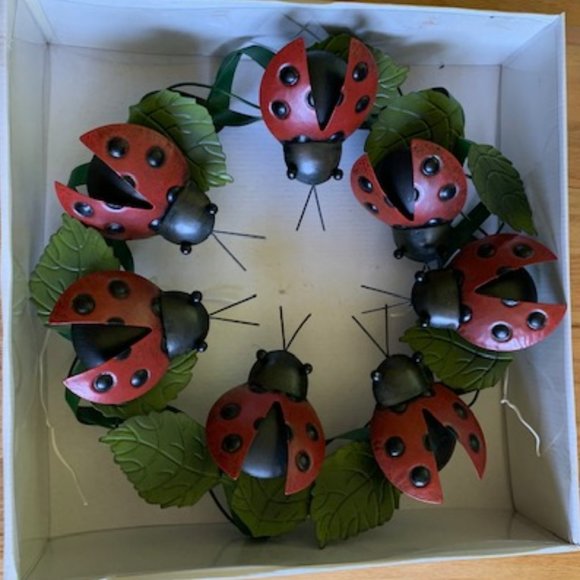 Lady Bug Wreath - new in box - Picture 1 of 5